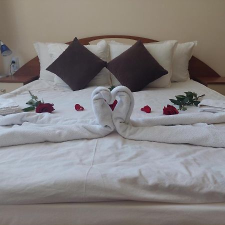 Хотел Флора Private Studio All Seasons Borovets Exteriör bild