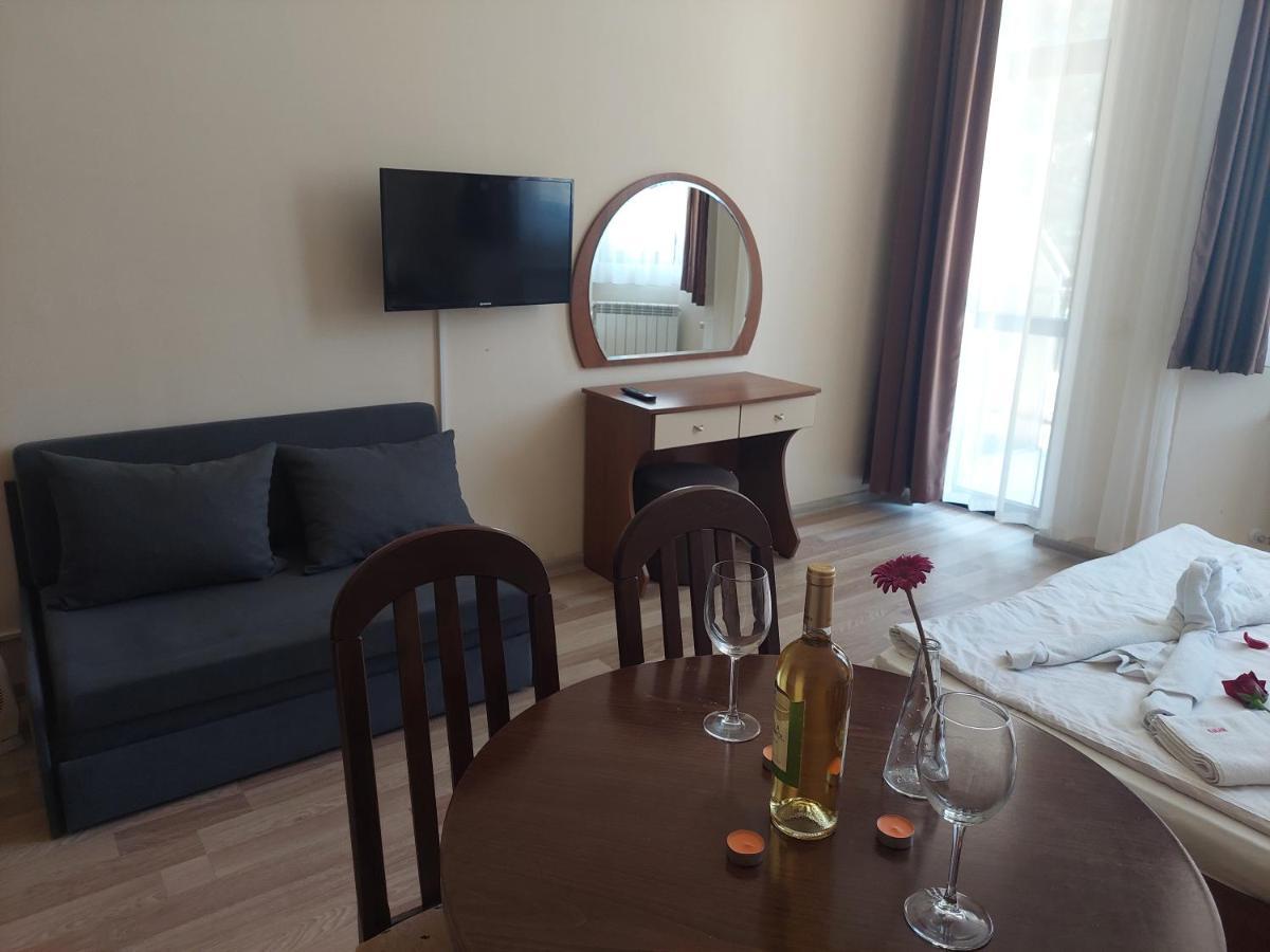 Хотел Флора Private Studio All Seasons Borovets Exteriör bild