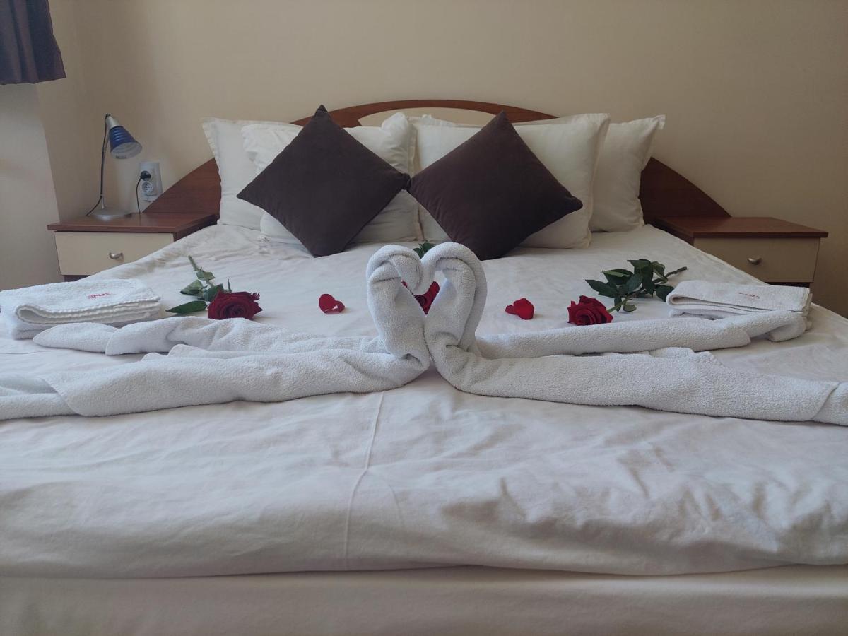 Хотел Флора Private Studio All Seasons Borovets Exteriör bild
